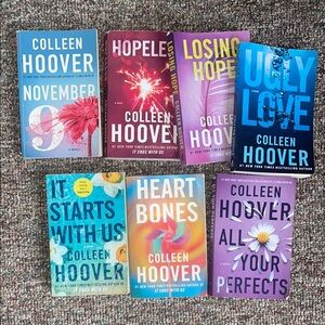 $110 VALUE COLLEEN HOOVER Book Collection